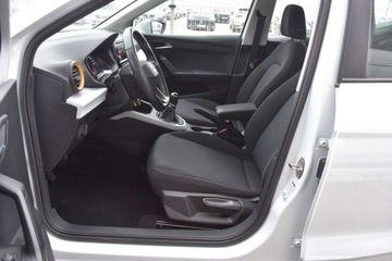 Seat Arona Crossover Facelifting 1.0 TSI 110KM 2022 Seat Arona SalonPL 110KM TSI Style PAKIETY: ComfortSpringZimowy VAT23, zdjęcie 8