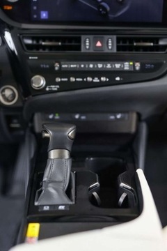 Lexus ES VII (XV70) Sedan Facelifting 300h 218KM 2023 Lexus ES 300h F Sport Design 2.5 Hybryda 218KM, zdjęcie 29