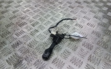 AVENSIS T27 PŘEPÍNAČ MINCE TEMPOMAT