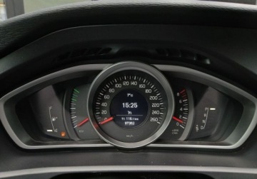 Volvo V40 II Hatchback Facelifting 1.5 T3 152KM 2019 Volvo V40 V40 Drive-E Dynamic Edition Vat Marza Salon PL 1 wl., zdjęcie 24