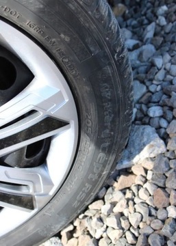 Volkswagen Caddy III Kombi Facelifting 1.6 TDI 102KM 2014 Volkswagen Caddy 1.6D 102KM przeb.163tys klima hak ksiazka 1.6 Diesel, zdjęcie 13