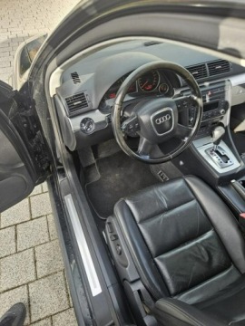 Audi A4 B8 Limousine 2.0 TFSi 211KM 2009 Audi A4 2.0 210 KM Klimatronik, zdjęcie 11