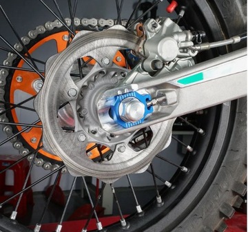 NAPINACZ OŚKI TYLNEJ KTM HUSQVARNA GAG GAS HUSABERG 00-23 naciąg łańcucha