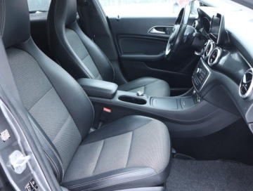 Mercedes CLA C117 Shooting Brake 2.0 250 211KM 2015 Mercedes CLA 250 4MATIC, Salon Polska, Serwis ASO, zdjęcie 8