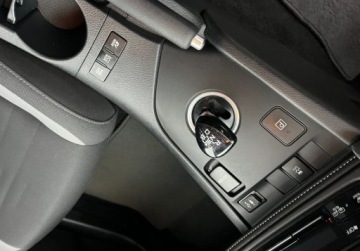 Toyota Auris II 2017 Toyota Auris 1.8 Hybryda Klimatyzacja Nawigacja Kamera 1.8 Hybryda 99KM, zdjęcie 13