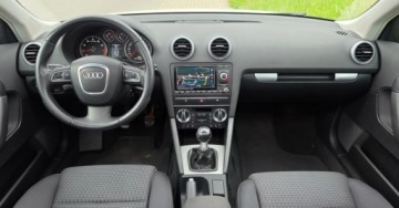 Audi A3 8P Hatchback 3d 1.8 TFSI 160KM 2009 Audi A3 Sportback LIFT 160KM LED Xenony NaviPL Panorama 1.8 Benzyna 160KM, zdjęcie 5