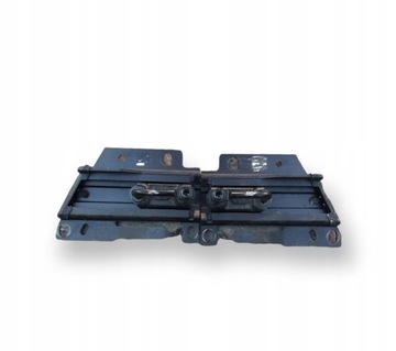 AUDI A4 B9 8W0823185E 8W0823186E ZÁMKY KAPOTY