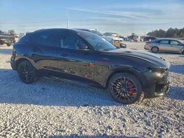 Maserati Levante 2022 Maserati Levante Trofeo 2022 3.8 Benzyna 580KM, zdjęcie 4