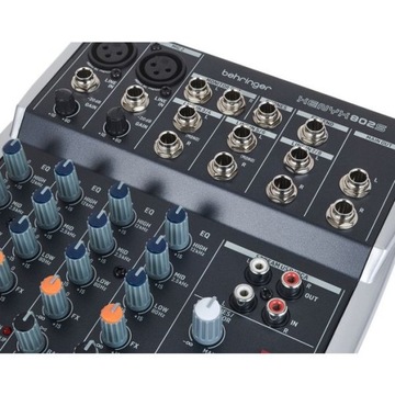 Аудиомикшер Behringer Xenyx 802S с потоковым интерфейсом USB