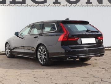 Volvo V90 II Kombi 2.0 T4 190KM 2019 Volvo V90 T4, Automat, Skóra, Navi, Klima, zdjęcie 3