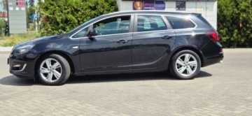 Opel Astra J Sports Tourer Facelifting 2.0 CDTI ECOTEC 165KM 2013 Opel Astra 2,0CDTI 164KMLed Klima PdC Import Raty Oplaty 2.0 Diesel, zdjęcie 6