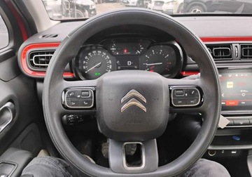 Citroen C3 III Hatchback 1.2 PureTech 82KM 2018 Citroen C3 2018r, 1.2 Benzyna. Delikatnie uszkodzony lewy przod. Jezdzi, zdjęcie 11