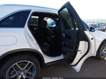 Mercedes GLC C253 2017 Mercedes-Benz GLC 300 2017 2.0l 2.0 Benzyna 241KM, zdjęcie 12