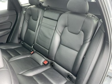 Volvo XC60 II Crossover T5 250KM 2018 Volvo XC 60 4x4 T5 Momentum 2018 kamera, zdjęcie 21