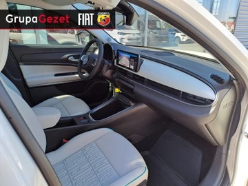 Mercedes 2025 Fiat 600 Fiat 600 Hybrid La Prima 1.2 110KM Biały Superstock, zdjęcie 6