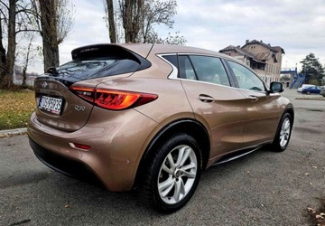 Infiniti Q30 1.6T 122KM 2016 Infiniti Q30 Infiniti Q30 1.6t Premium 1.6 Benzyna 122KM, zdjęcie 1
