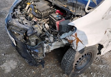 Toyota Yaris III Hatchback 5d Facelifting 1.0 VVT-i 69KM 2016 Toyota Yaris 2016r, 1.0 LPG. Uszkodzony lewy bok. Jezdzi. BenzynaLPG 70KM, zdjęcie 20