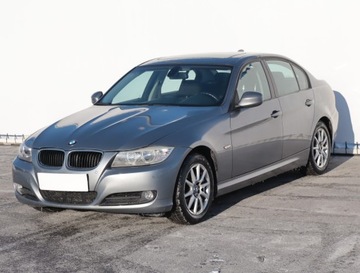 BMW Seria 3 E90-91-92-93 Limuzyna E90 320i 170KM 2008 BMW 3 320 i, Navi, Klima, Klimatronic, Tempomat, zdjęcie 1