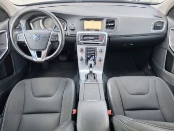 Volvo S60 II Sedan Facelifting 1.5 T3 DRIVE-E 152KM 2018 Volvo S60 Kredyt 4,99% Leasing od 107% Volvo Bydgo, zdjęcie 11