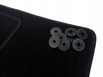 ВЕЛУРОВЫЕ КОВРИКИ AUDI A3 8P (03-13) СТОПЫ + ВЫШИВКА