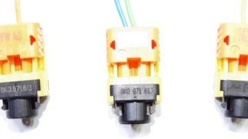 AUDI VW SKODA ПРОБКА СИДЕНЬЯ КУБ 8K0971613