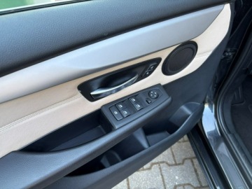 BMW Seria 2 F22-F23-F45-F46 Gran Tourer 218d 150KM 2015 BMW 218 2.0d 150 KM Skóry Hak odpinany, zdjęcie 9