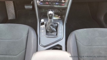 Volkswagen Tiguan II SUV Facelifting 2.0 TDI 150KM 2023 Volkswagen Tiguan 2.0 TDI 150 KM SCR Elegance DSG, FV23, Serwis ASO, Gwara, zdjęcie 8