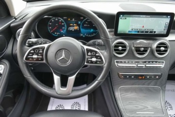 Mercedes GLC C253 SUV Facelifting 2.0 220d 194KM 2019 Mercedes-Benz GLC MERCEDES GLC 220D 4MATIC 194KM AMG LED Panorama Gwarancj, zdjęcie 29
