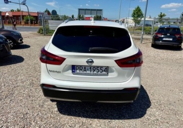 Nissan Qashqai II 2019 Nissan Qashqai 1.3i 160Ps Panorama dach NAVI 87.000 km 1.3 Benzyna 158KM, zdjęcie 4