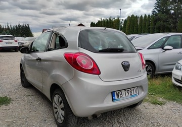 Ford Ka III 2015 Ford KA 2015r, 1.2 Benzyna. Lekko uszkodzony lewy bok. Jezdzi. 1.2 Benzyna, zdjęcie 3