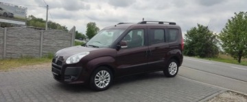 Fiat Doblo III 2010 Fiat Doblo 1.6 diesel ,bezwypadek ,sliwka metalik ,klimatronik 1.6 Diesel, zdjęcie 1