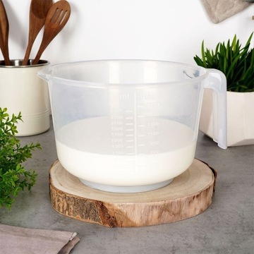 Кухонная миска с мерным стаканом 2,5 л.