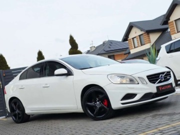 Volvo S60 II Sedan 2.0 D3 163KM 2012 Volvo S60 ___R-Design___2.0 D4 163KM___Bi-Xenon Skora Navi Alu18 Black___, zdjęcie 32