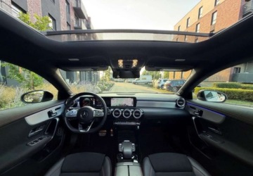 Mercedes CLA C118/X118 Coupe Facelifting 1.3 200 163KM 2023 Mercedes-Benz CLA Mercedes-Benz CLA 200 AMG Line 7G-DCT 1.3 Benzyna 163KM, zdjęcie 19