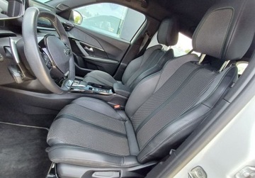 Peugeot 2008 II SUV 1.2 PureTech 130KM 2023 Peugeot 2008 GT Automat 130 KM I wl. GWARANCJA 1.2 Benzyna 130KM, zdjęcie 12