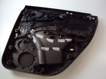 ОБИВКА ДВЕРИ ЗАДНЯЯ ЛЕВАЯ AUDI Q7 4M 2015-