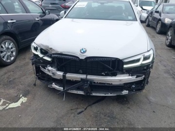 BMW Seria 5 G90-91 2023 BMW Seria 5 2023r., 530IX, od ubezpieczalni 2.0 Benzyna 248KM, zdjęcie 2