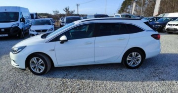 Opel Astra K Sports Tourer 1.6 CDTI 110KM 2019 Opel Astra 1.6 CDTi 110kM Led Navi Czytanie Znakow Tylko 121tys km GWARANC, zdjęcie 11