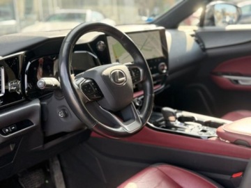 Lexus NX II SUV Facelifting 2.5 450h+ 309KM 2023 Lexus NX NX 450h Plug In Omotenashi salon Polska Faktura VAT23 HAK 2.5, zdjęcie 3