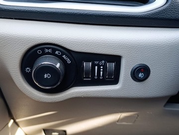 Chrysler Pacifica II 2018 chrysler pacifica Instalacja gazowa, Mały przebieg, 7 osób, Touring Plus, zdjęcie 22