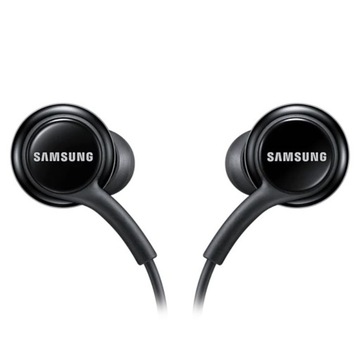 Наушники-вкладыши Samsung с мини-разъемом 3,5 мм.