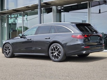 Mercedes Klasa E W214 Kombi 2.0 220d 197KM 2025 E Klasa 220 d Avantgarde Estate 2.0 (197KM) 2025, zdjęcie 1