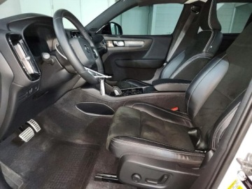 Volvo XC40 2022 Volvo XC 40 T5 R-Design 2022 2.0 Benzyna 248KM, zdjęcie 7