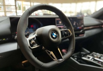 BMW Seria 5 G90-91 2026 BMW Seria 5 540d xDrive, Panorama, M sport, Pakiet Travel, Bowers, 21 cali, zdjęcie 9