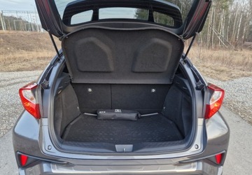 Toyota C-HR I Crossover 1.8 Hybrid 122KM 2017 Toyota C-HR 1,8 Hybrid Prestige Skora Kamera Navi 1.8 Hybryda 122KM, zdjęcie 35