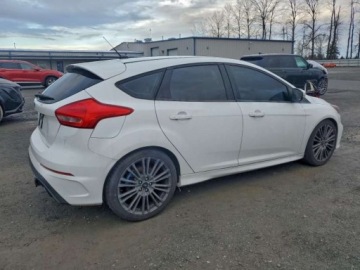 Ford Focus III RS 2.3 EcoBoost 350KM 2017 Ford Focus 2.3 350 KM, 4x4, RS, male uszkodzenia 2.3 Benzyna 350KM, zdjęcie 2