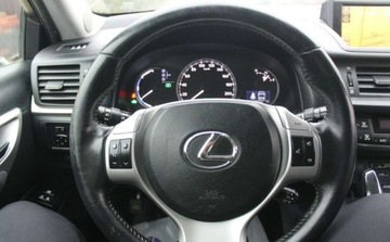 Lexus CT Hatchback 5d 200h 136KM 2011 Lexus CT 1.8 Hybryda 136KM, zdjęcie 13
