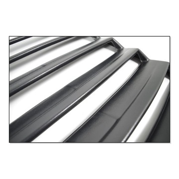 Задняя шторка из черного пластика BMW E12