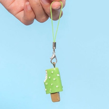 100 . на поводке с карабинами.