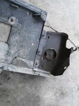 КРЫШКА ШАССИ AUDI A4 B6 ПРАВАЯ 8E0825208C